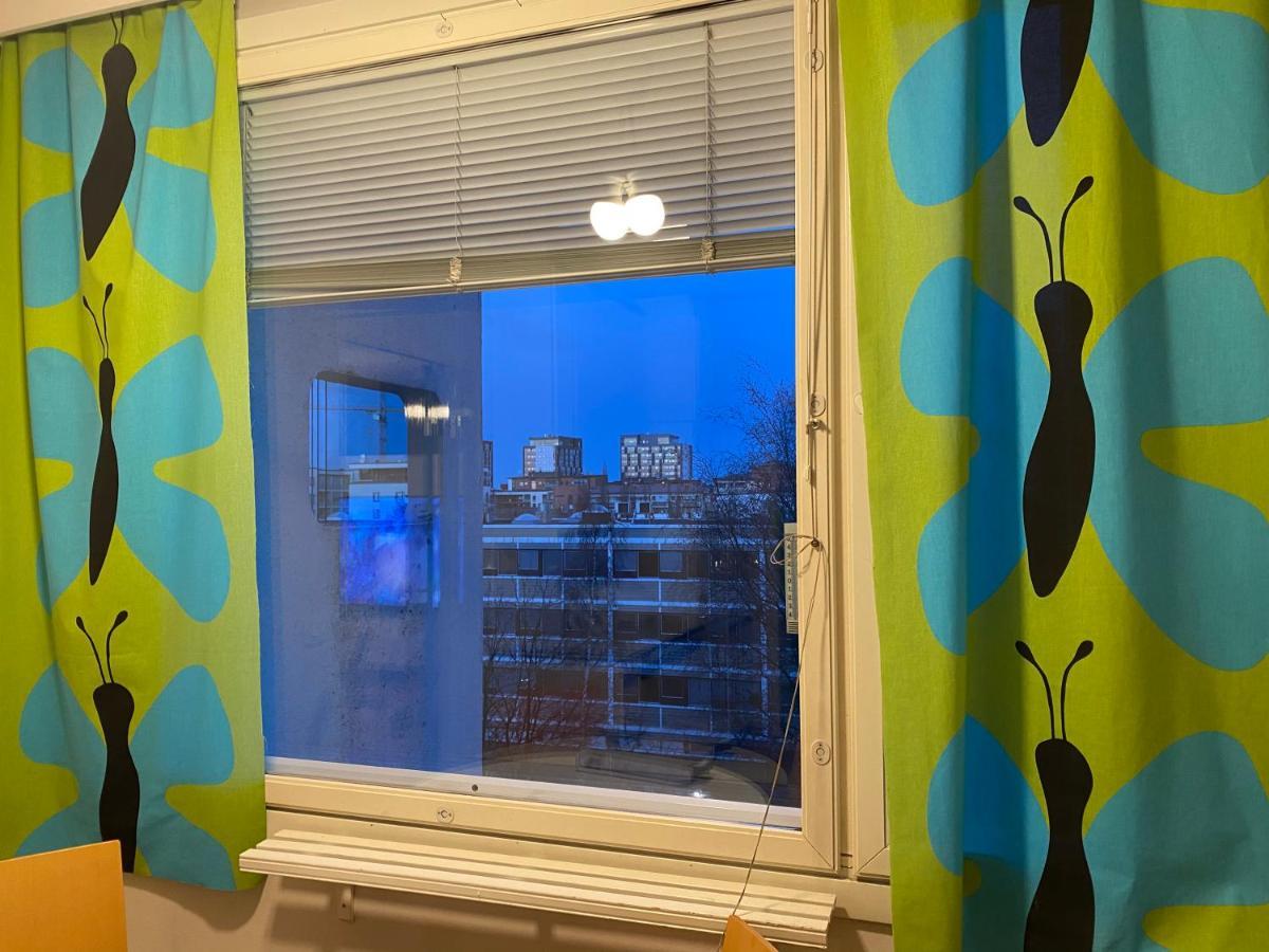 Iso Kolmio Ydinkeskustassa 1-6 Hloe Ilm.Parkit Apartment Оулу Екстериор снимка